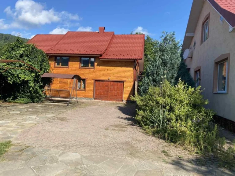 Продається будинок в Яремче