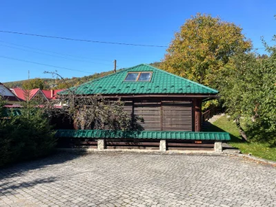 Продаж готового будинку  площею 240 м² у Яремче
