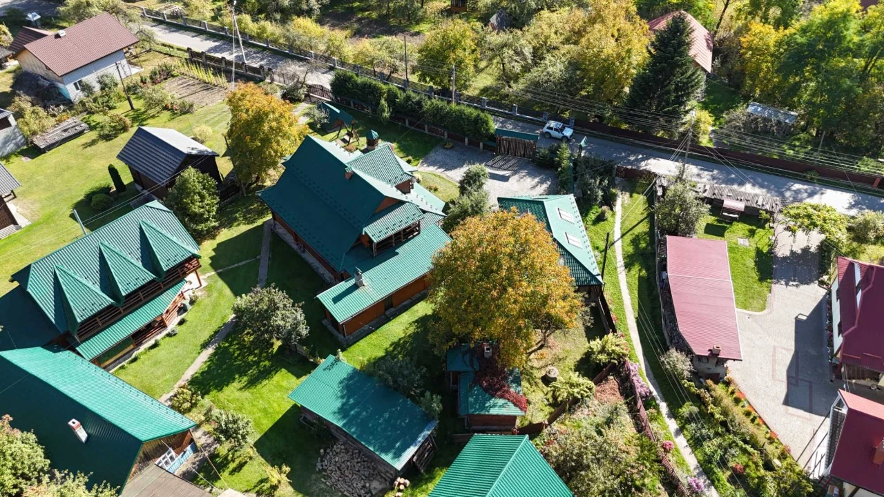 Продаж готового будинку  площею 240 м² у Яремче