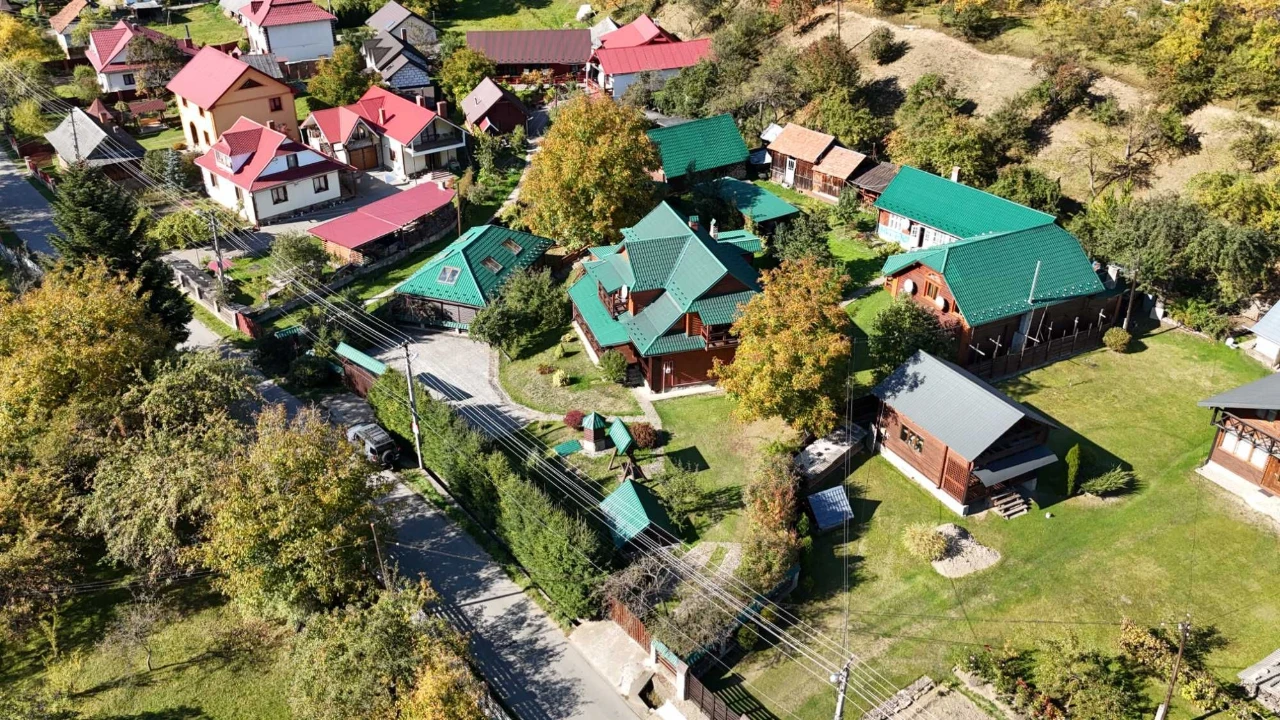 Продаж готового будинку  площею 240 м² у Яремче