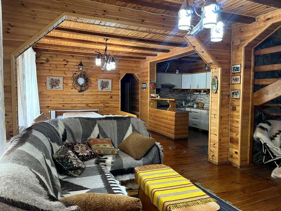 Будинок. Яремче, Камянка