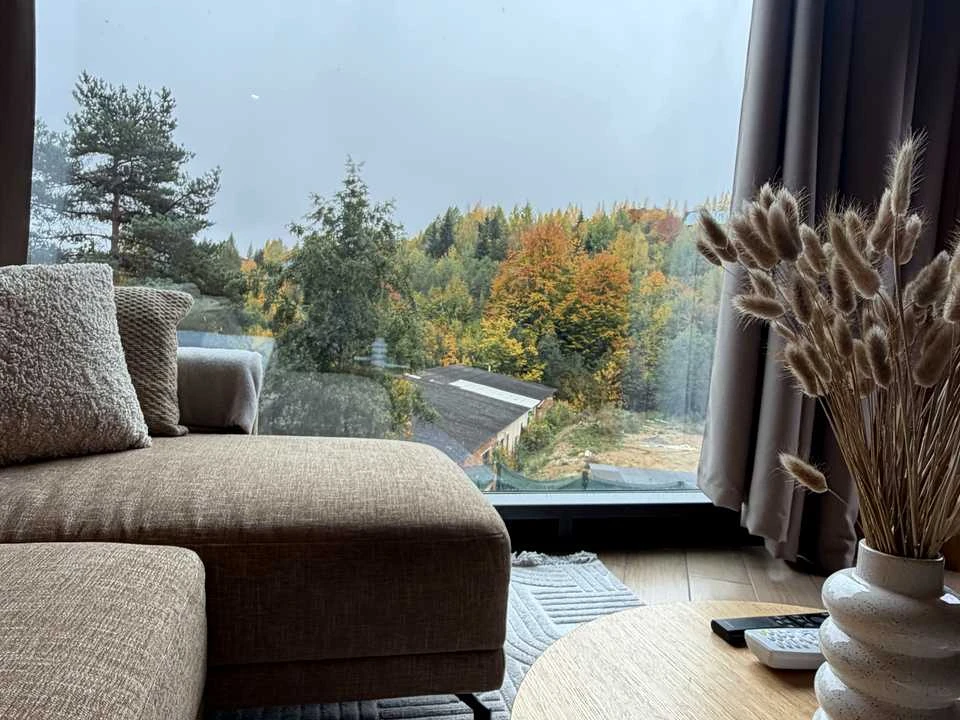Будинок. Яремче, Довбуша вул.