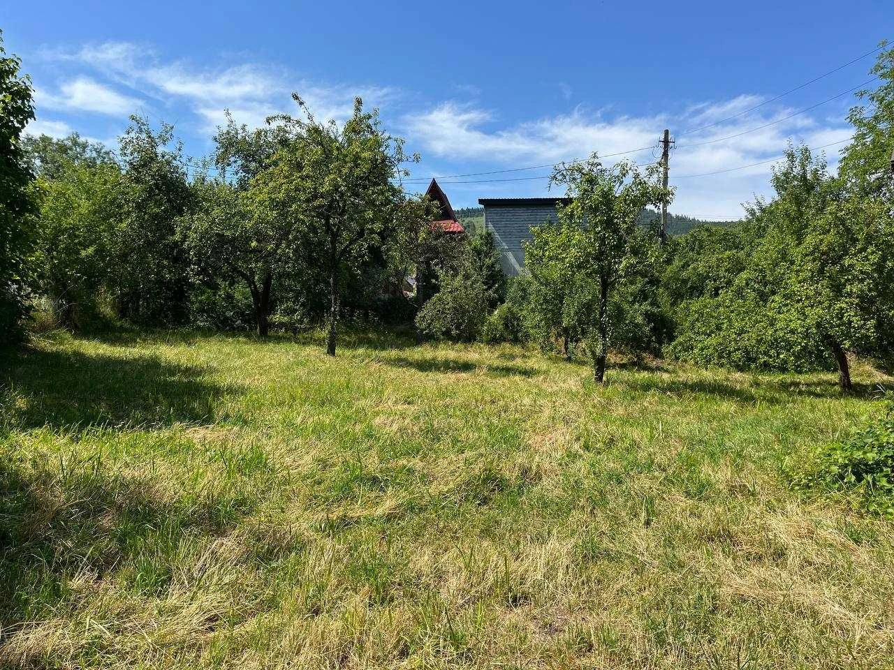 Триповерховий мансардний будинок в Яремче 240 м²