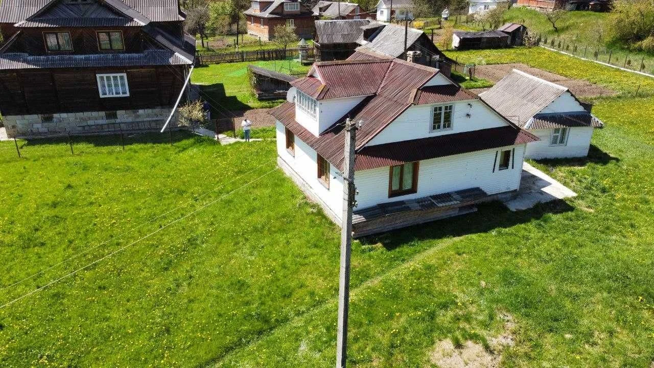Продаж будинку . Площа 80 м.кв. Ділянка 10 с. Комунікації. Г