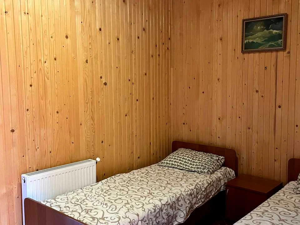 Будинок. Яремче, Міру