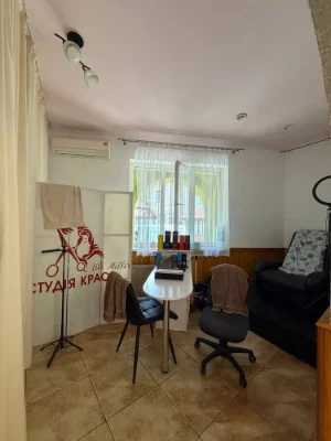 Продам будинок в центрі міста Яремча