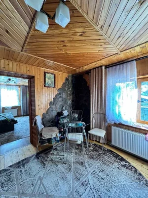 Продається приватний будинок в м.Яремче