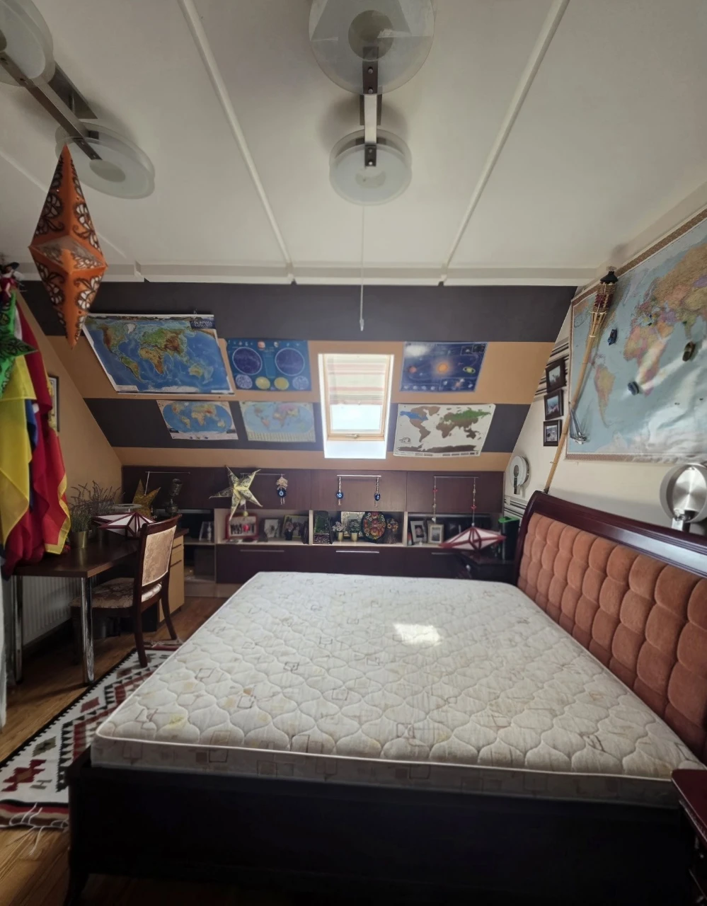 House in Full Furnished Condition with Private Lake
