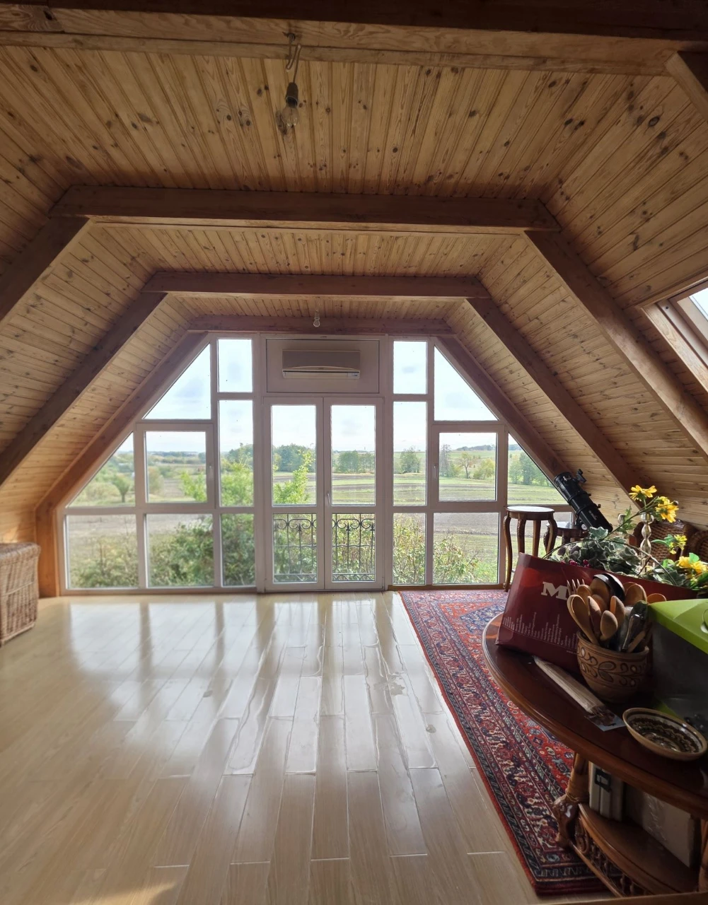 House in Full Furnished Condition with Private Lake