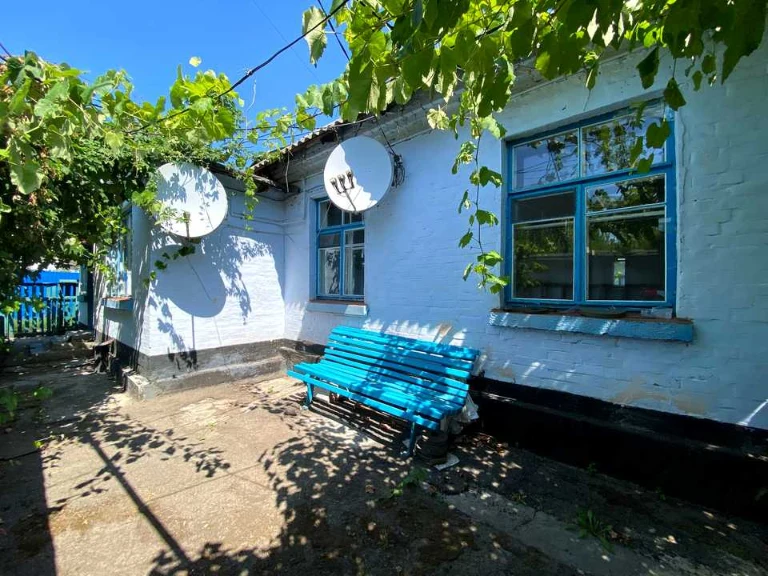 Дом. Белая Церковь, улица Матросова