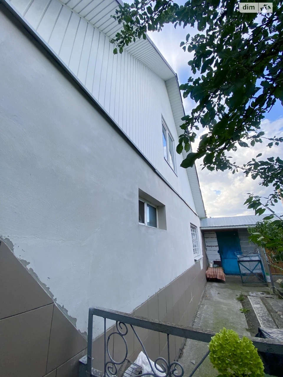 Sale of a Part of a House in Zarechye