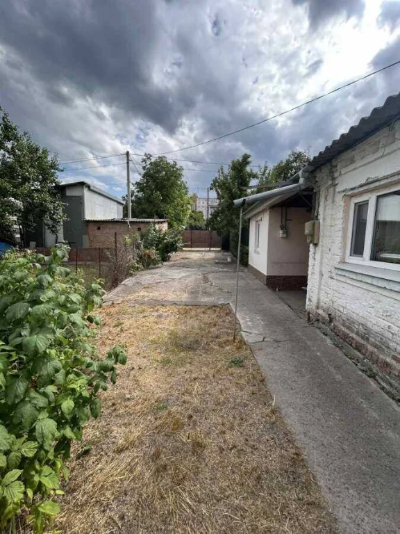 Продам 1-к частина будинку Білоцерківський, Біла Церква, Про