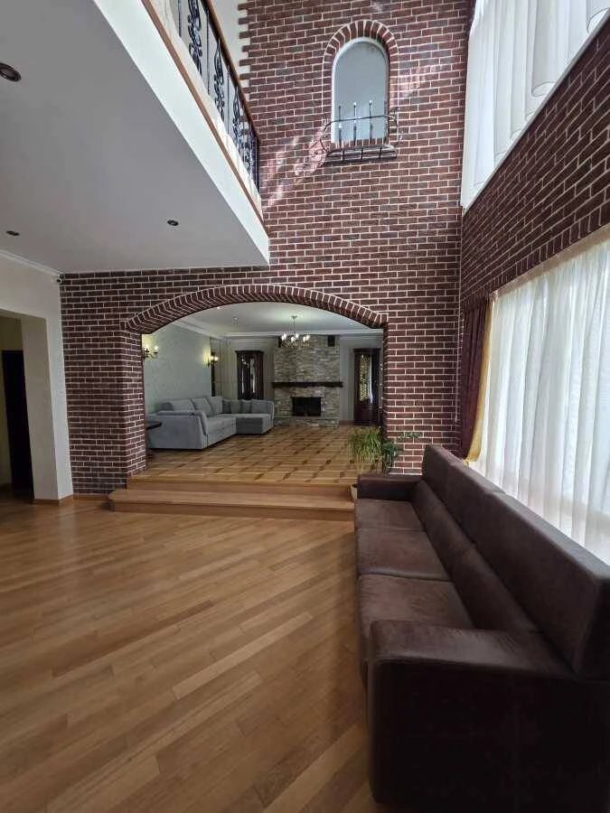 For Sale: 6-room house in Bila Tsypka, Bila Tsypka, Vokzalna