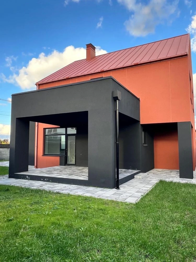 Продам новий сучасний будинок в місті, всі міські комунікаці