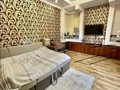 House. Bila Tserevia