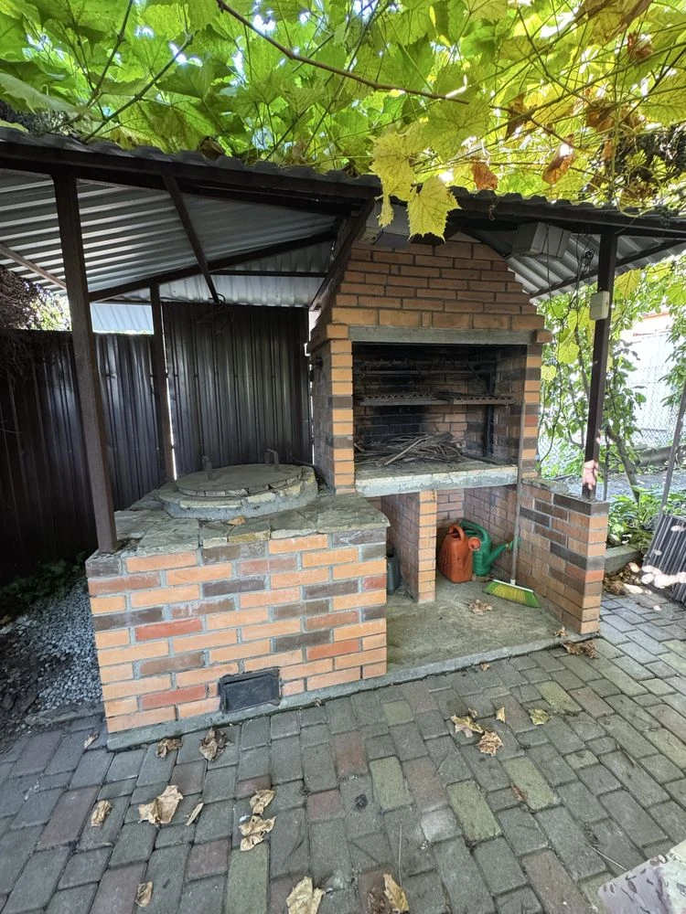 HOUSE FOR SALE in the city center