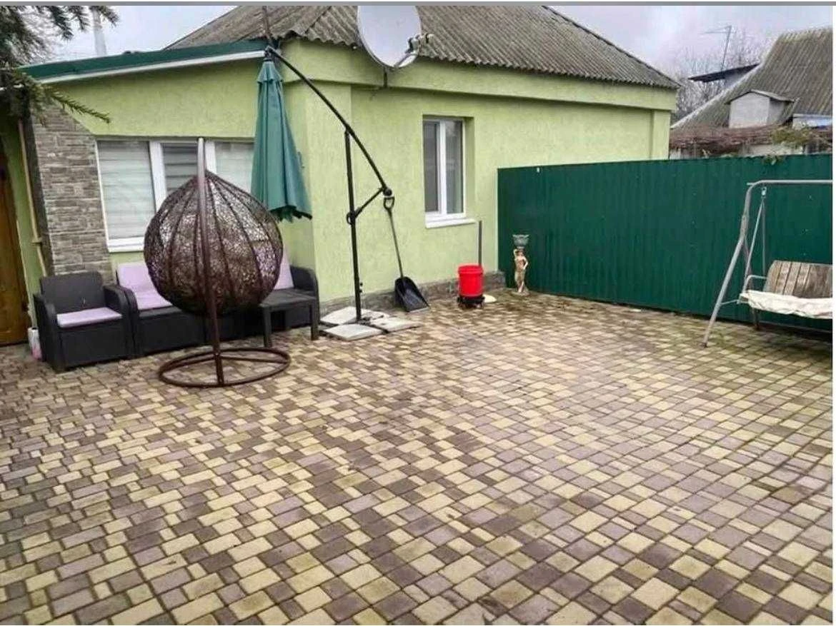 Продаж частини будинку