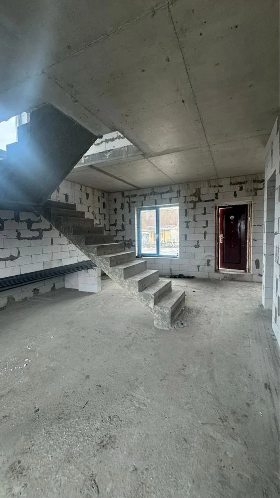 Продам таунхаус р-н Заріччя