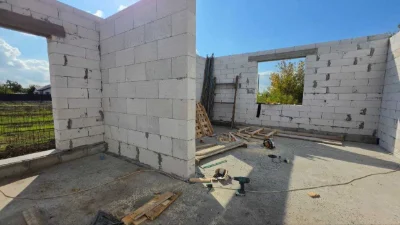 Sale of duplex on Military Building with gas! NO COMMISSION!!
