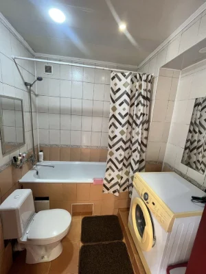 Продаж частини  будинку в самому центрі міста район Павлічен