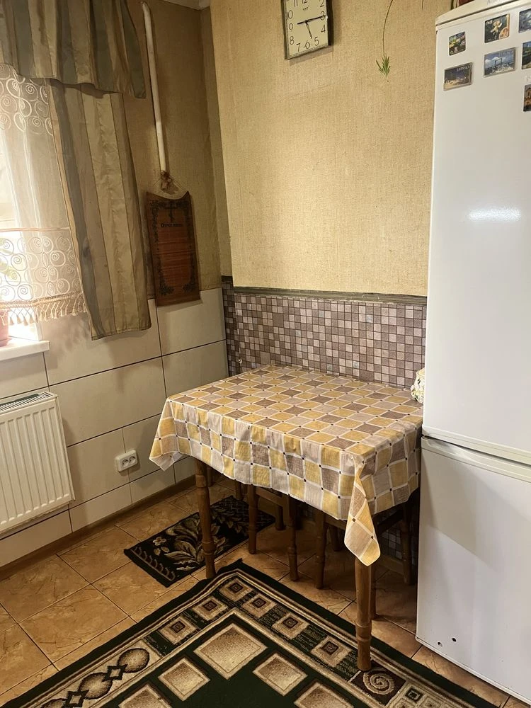 Продаж частини  будинку в самому центрі міста район Павлічен