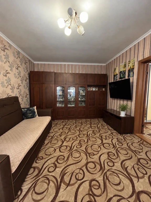 Продам півбудинку в Центрі!