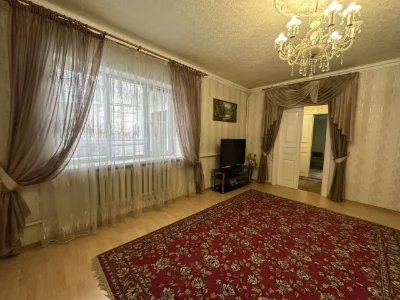 Продам будинок  на Вокзальній