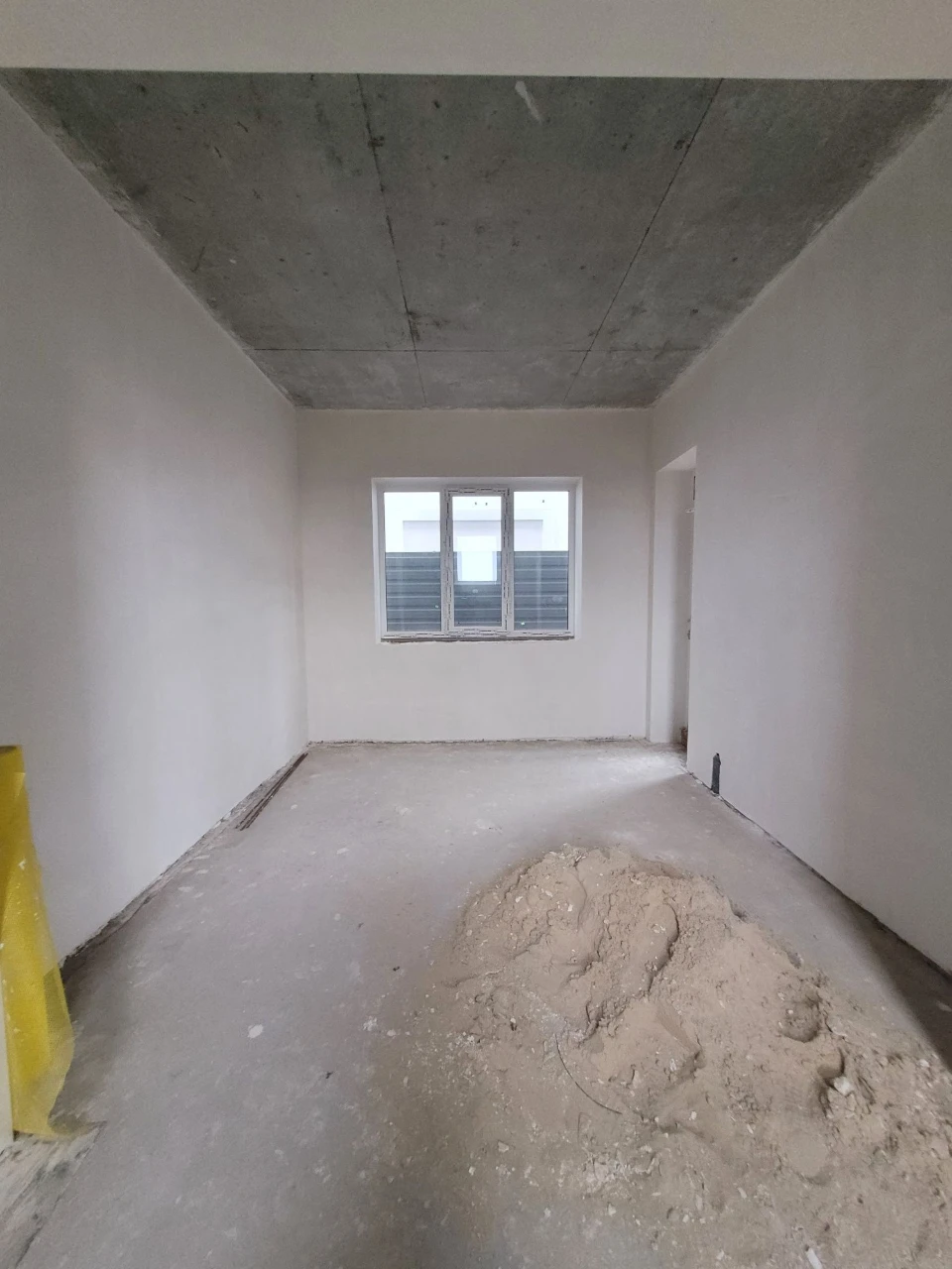 Sale of a newly built modern house