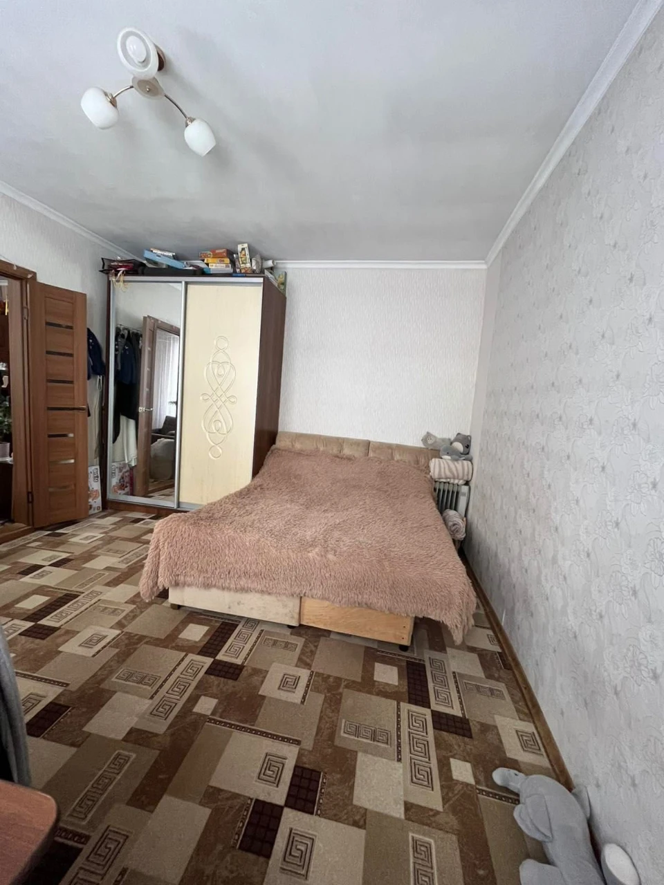 Продам затишну частину будинку в центрі міста!