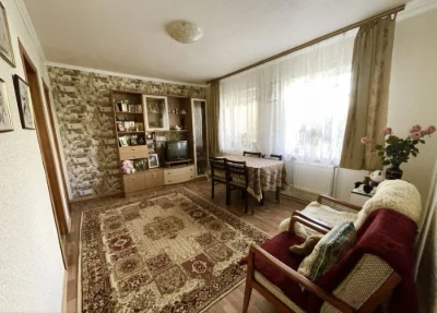Apartment for sale in the city center (near children's hospital)