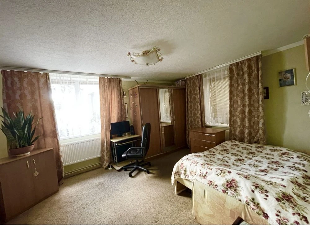 Apartment for sale in the city center (near children's hospital)