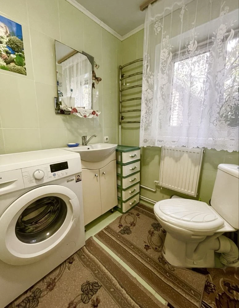 Apartment for sale in the city center (near children's hospital)