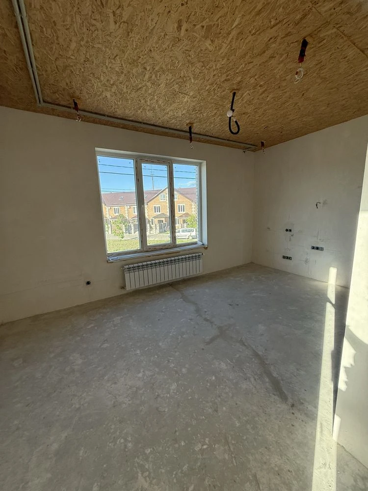 Sale of a townhouse on Falyska Street