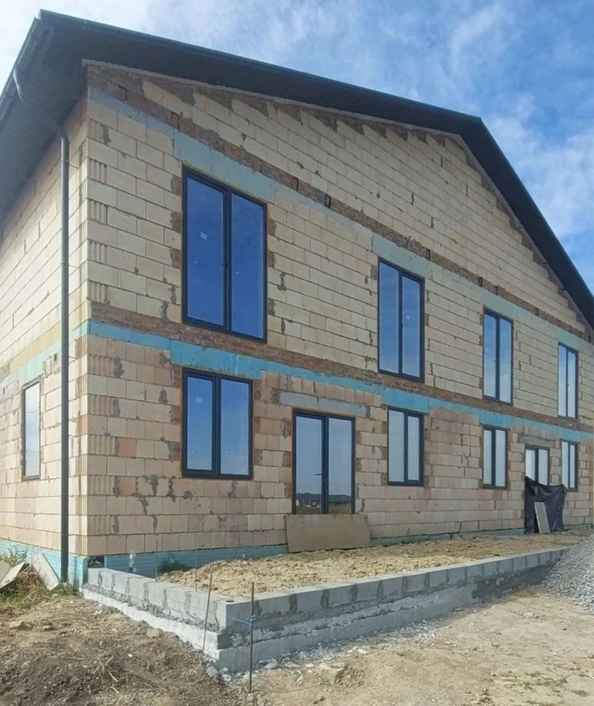 Продаж дуплексу на Таращанському масиві