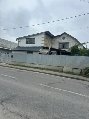Продаж частини будинку на Заріччі