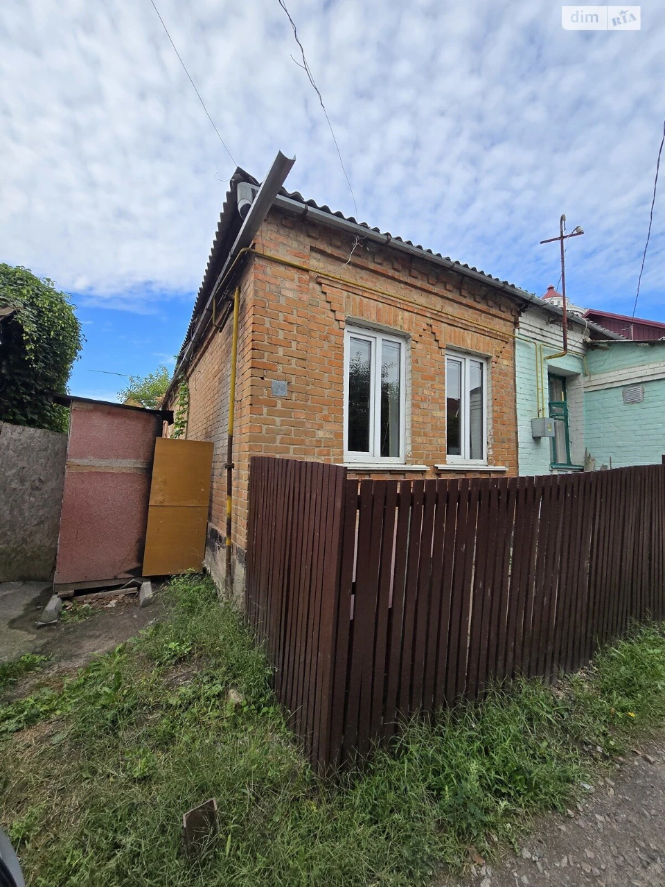 Sale of a Part of a House in the Center