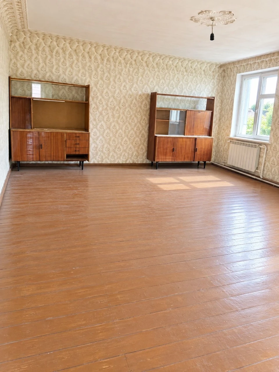 For Sale: House in Zalesnichyi settlement