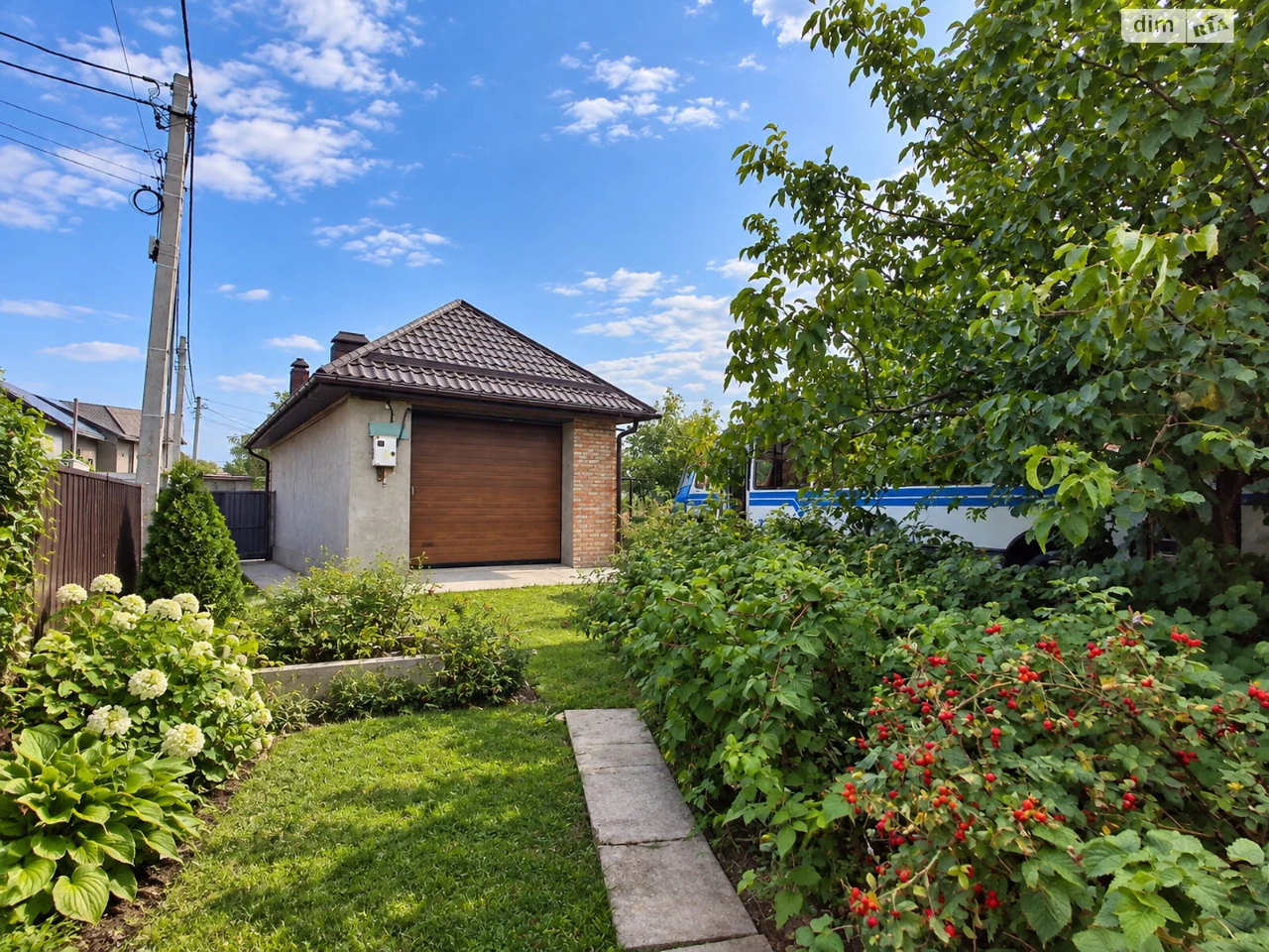 House for Sale in Tarashchan