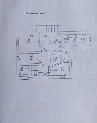 Продаж капітального двоповерхового  цегляного  будинку в м.