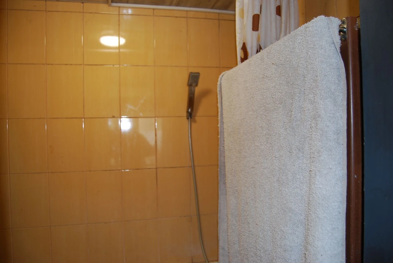 Продам  частину.будинку Заріччя