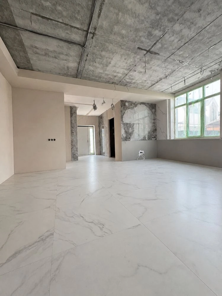 Sale of a MODERN house in a CLOSED complex,