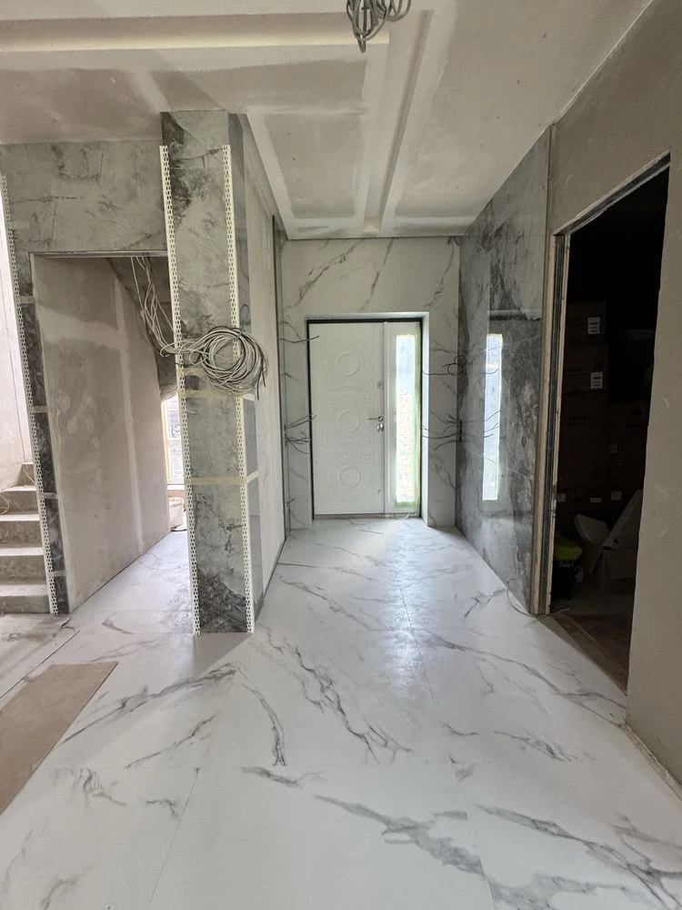 Sale of a MODERN house in a CLOSED complex,