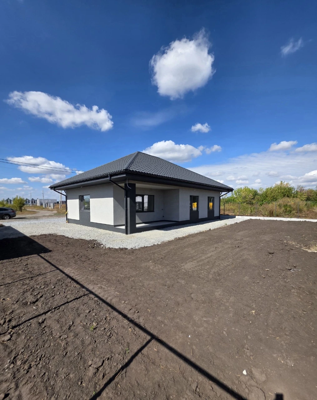 Sale of a new house in the vicinity of Voyksbud