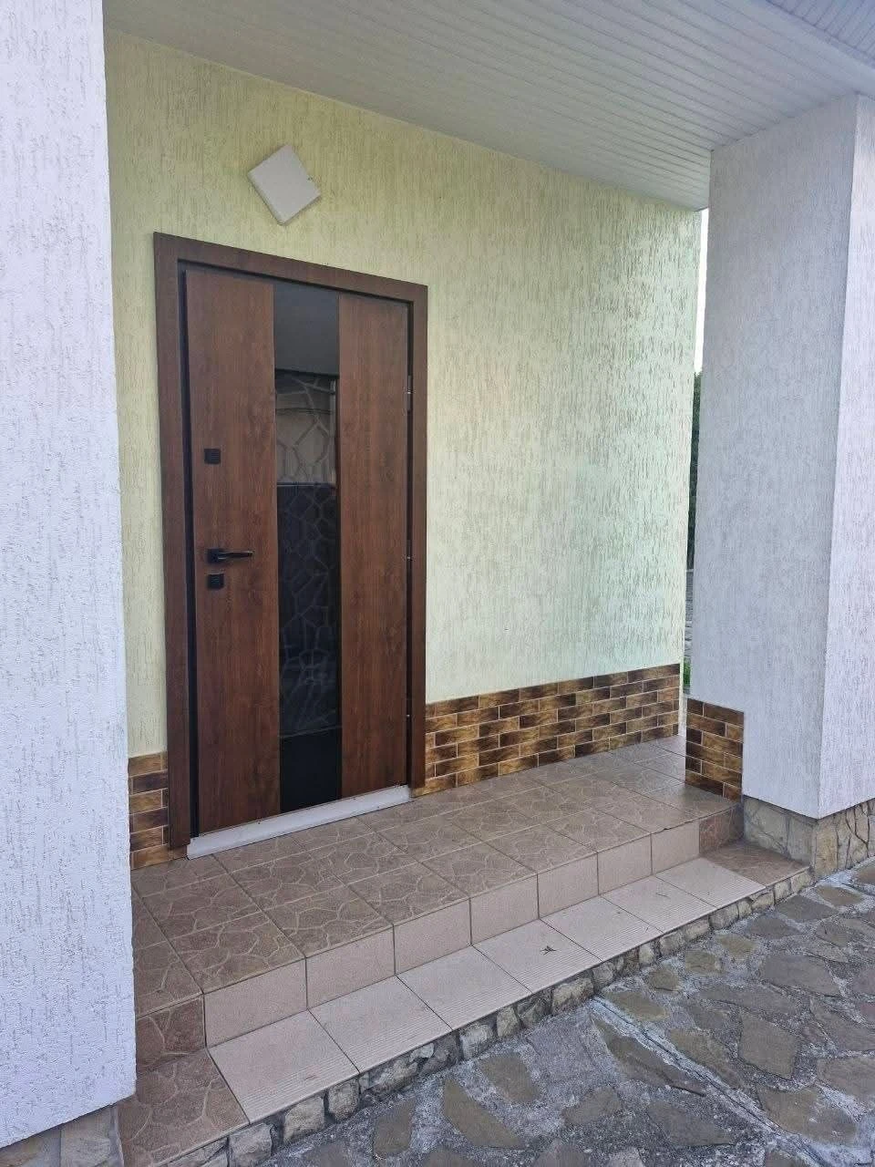 For Sale: Two-Entrance House in Bila Tsерkva