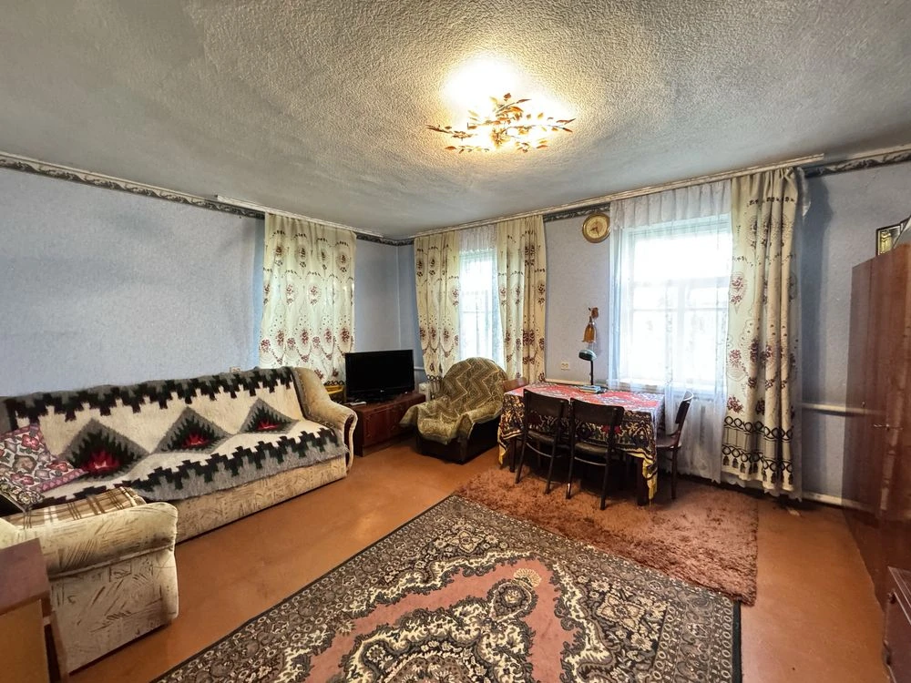Продаж частини будинка з окремим подвірʼям р-н Шевченка/річк
