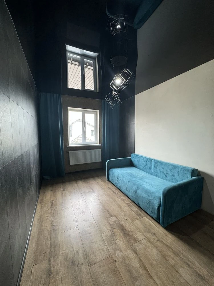 Townhouse with renovation Військбуд