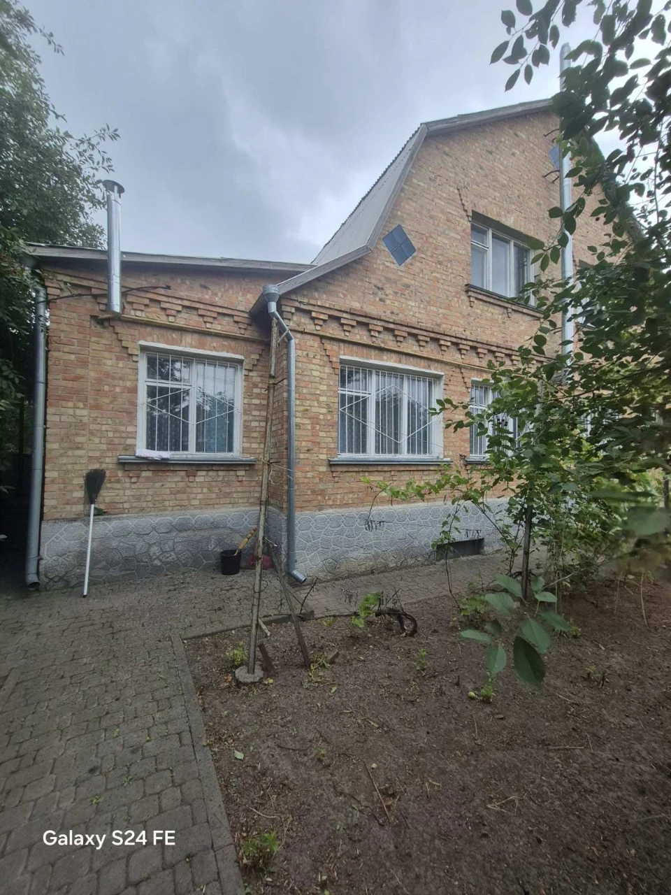 Sale of a part of a house, Zalesniche settlement