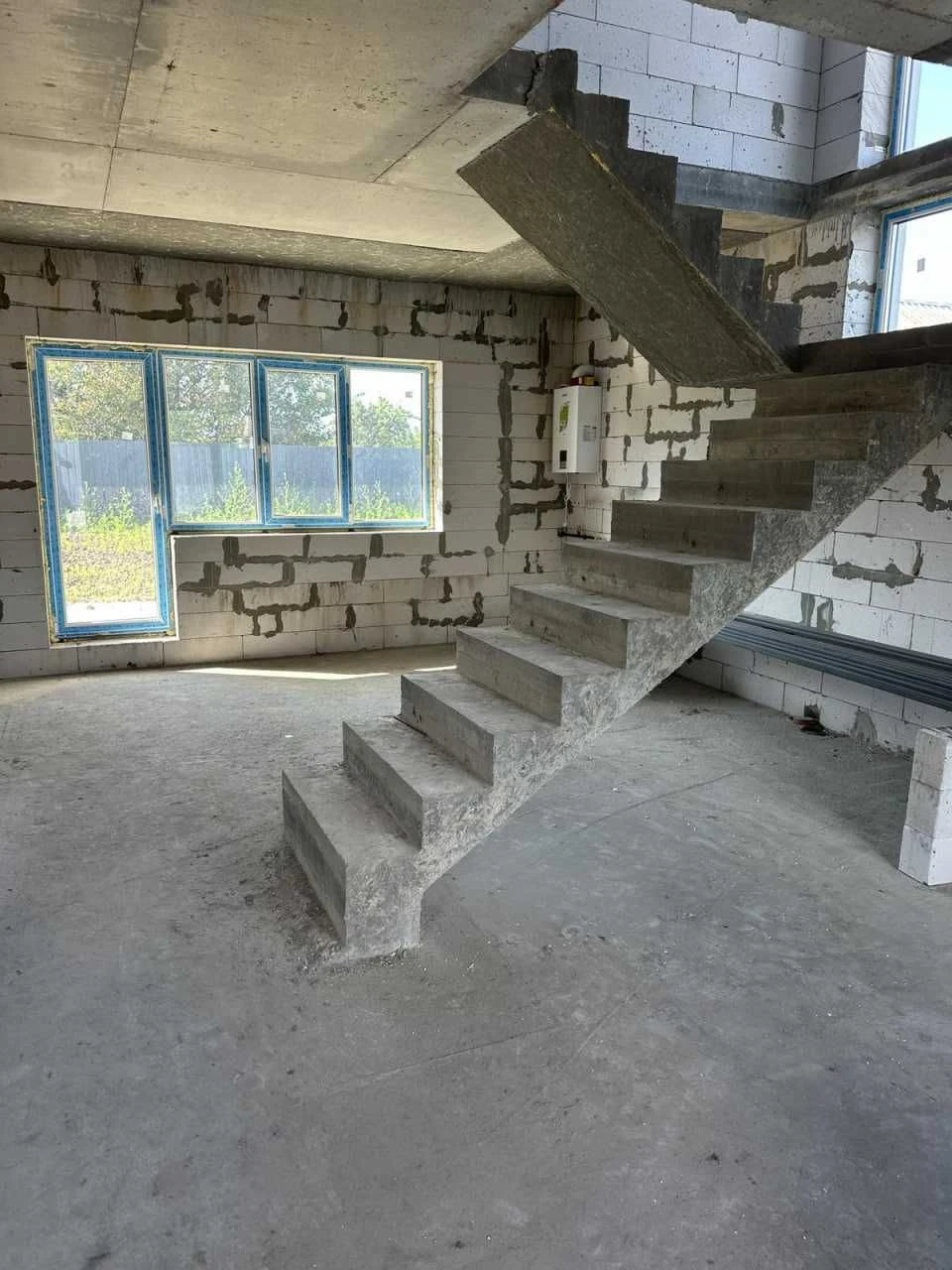 Sale of a modern 3-bedroom townhouse in the Zarechye area
