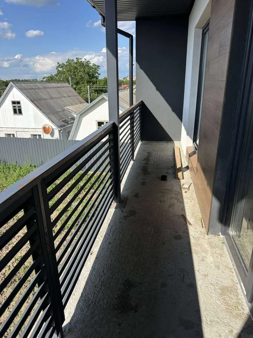 Sale of a modern 3-bedroom townhouse in the Zarechye area