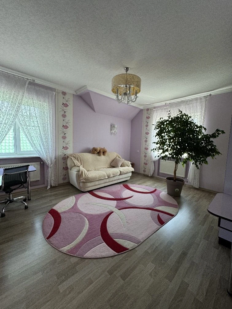 Будинок 266 м² на 15 сотках, Заріччя, Біла Церква, меблі та